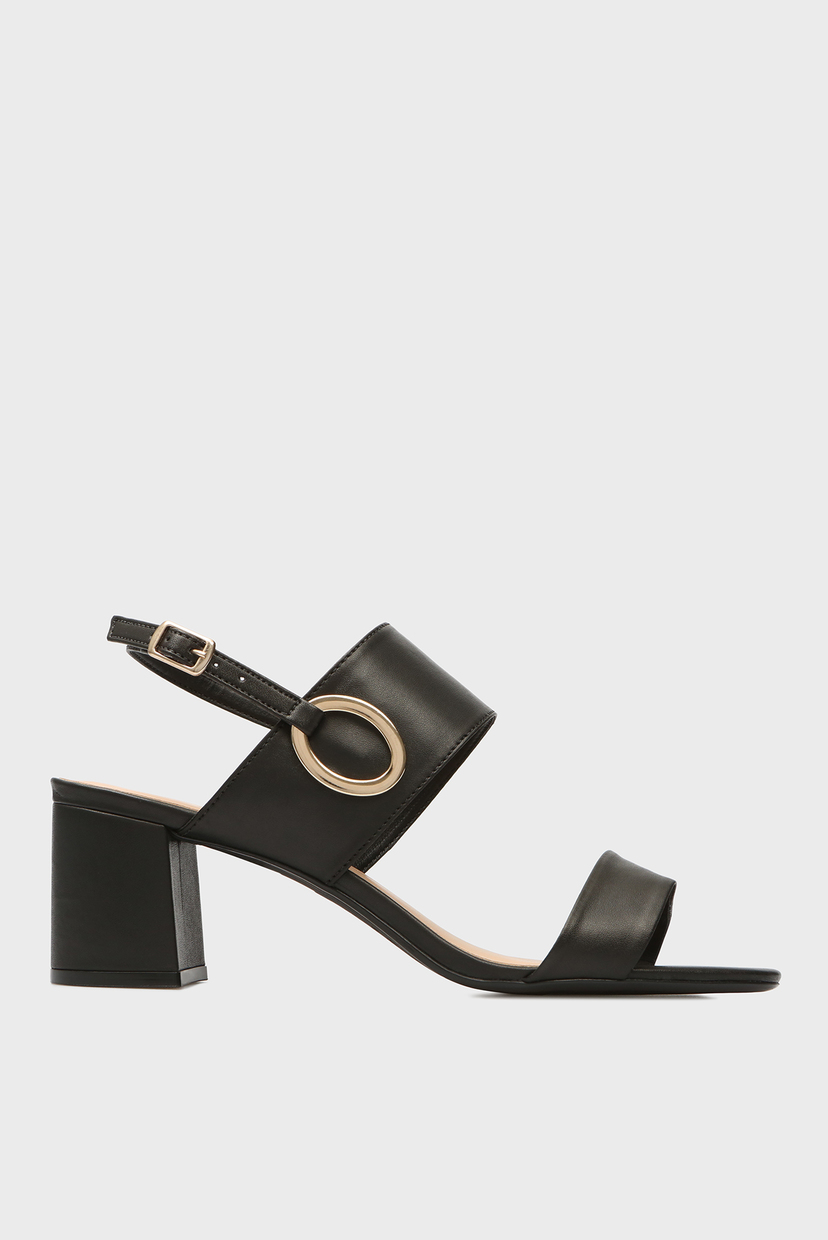 

Женские черные кожаные босоножки Arezzo 37 A1078300010003U
