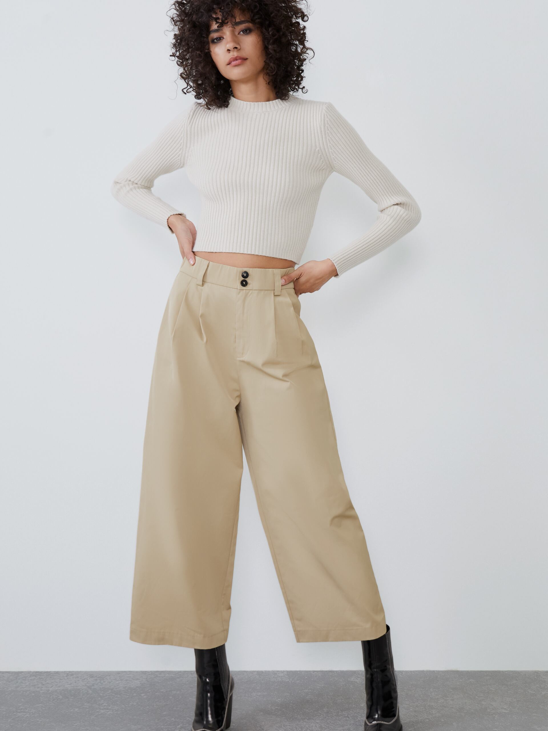

Брюки Zara 7102/250/711 M Бежевые