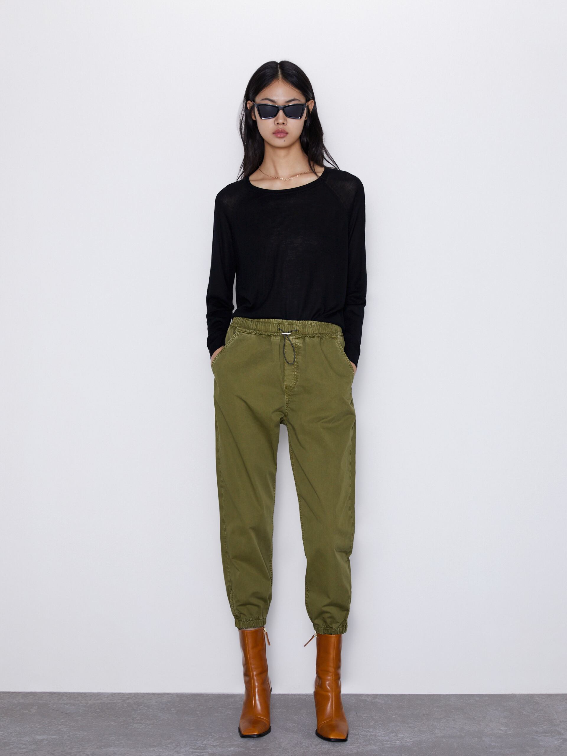 

Брюки Zara 5862/157/505 M Хаки