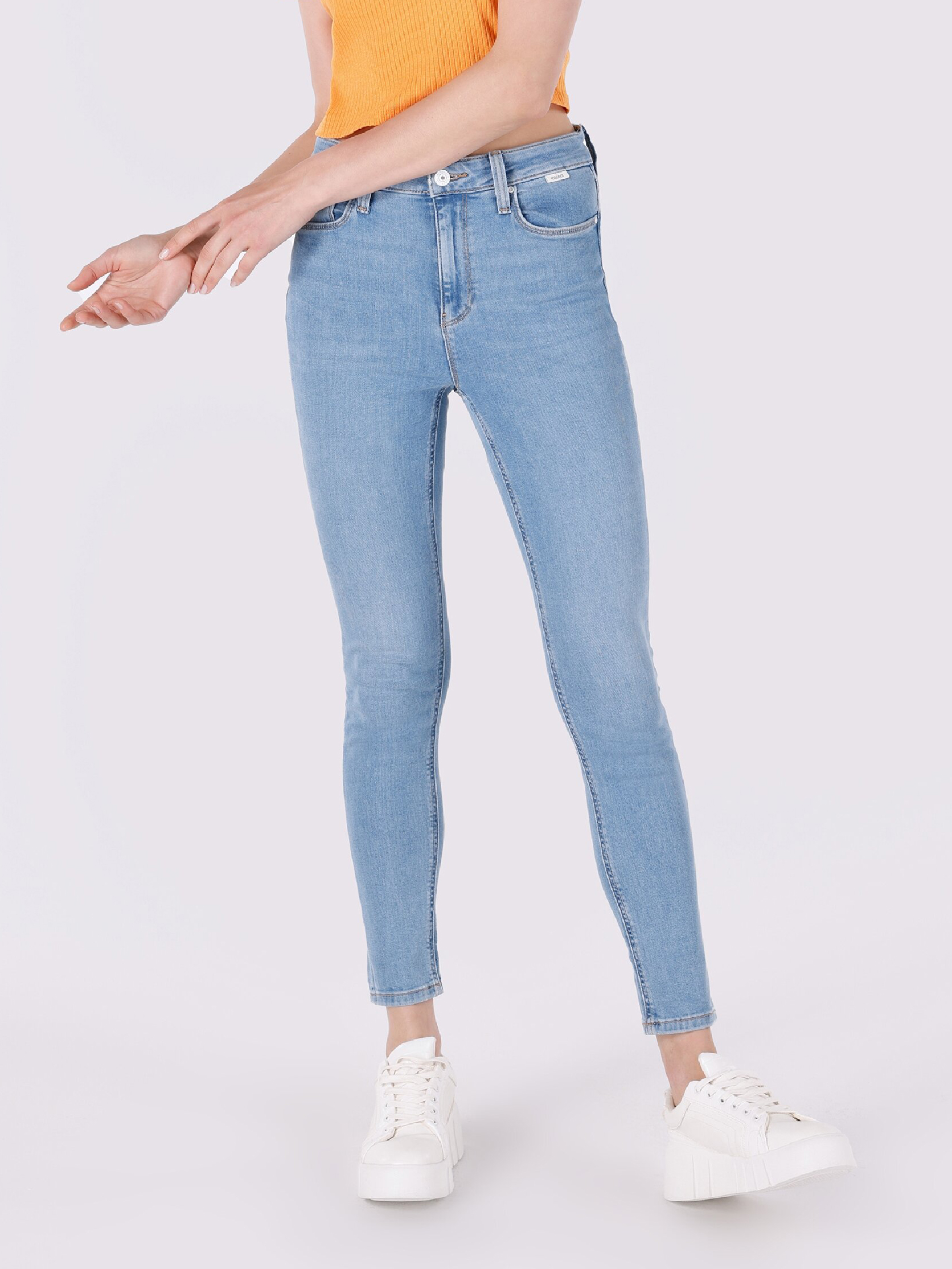 Акція на Джинси Skinny жіночі Colin's 759 Lara CL1064313DN42660 26-30 Блакитні від Rozetka