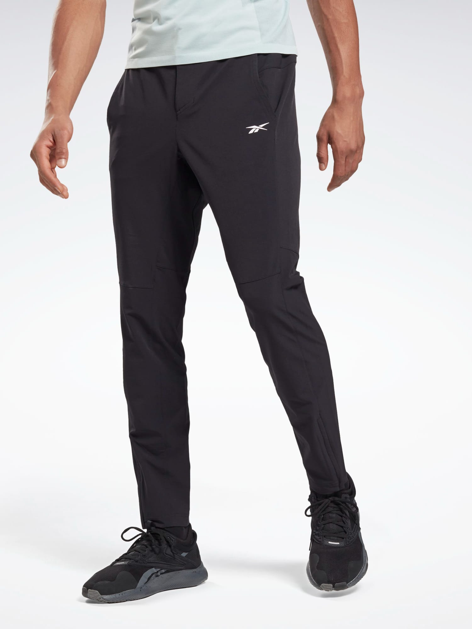 Акція на Спортивні штани чоловічі Reebok Ubf Athlete Pant GT3220 M Чорні від Rozetka