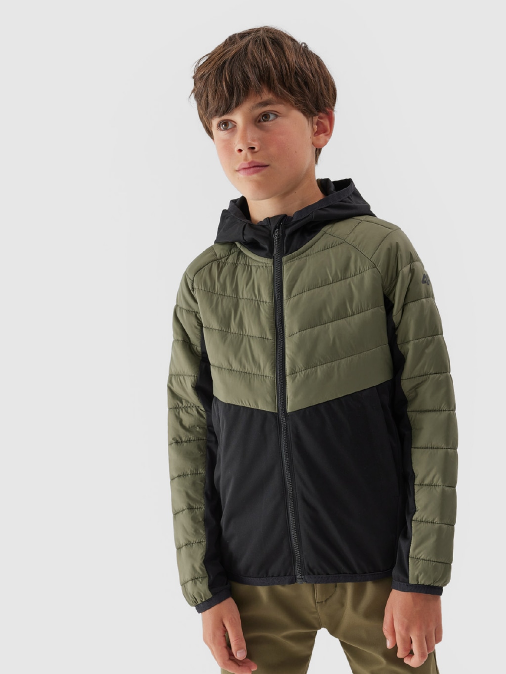 Акция на Підліткова демісезонна стьобана куртка для хлопчика 4F 4FJAW23TTJAM282-44S 140 см Хакі от Rozetka