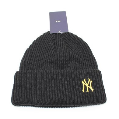 

Шапка Jsstore New York Yankees рубчик One Size Черная