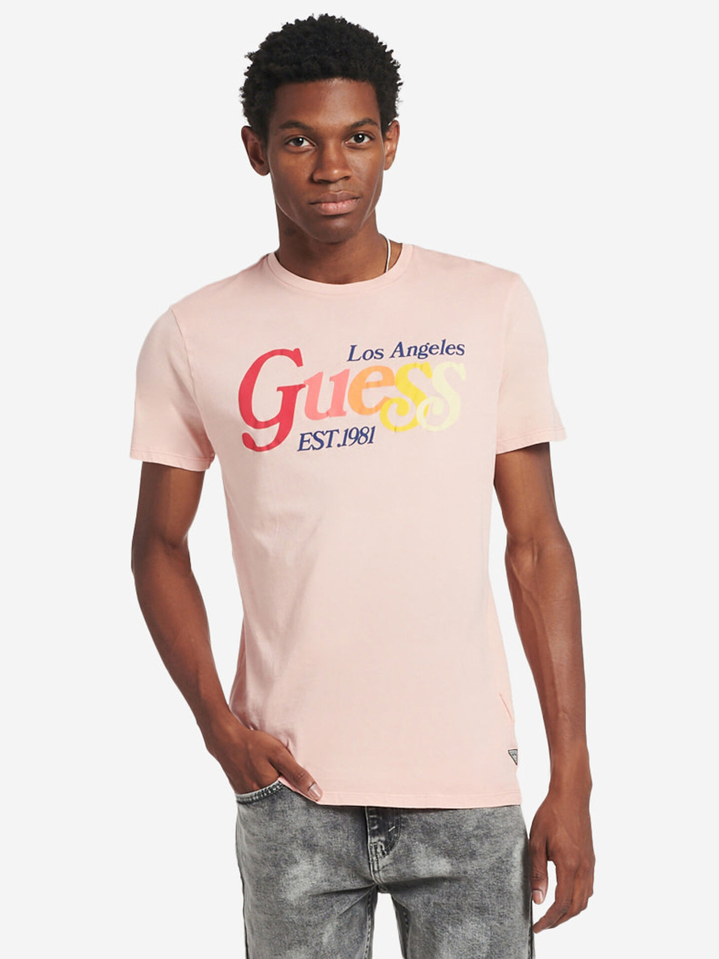 Акція на Футболка Guess 967956756 S Рожева від Rozetka