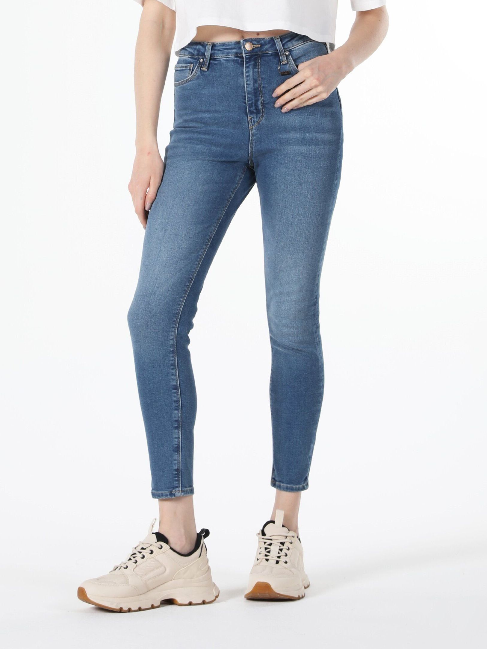 Акція на Джинси Skinny жіночі Colin's 760 Diana CL1057916DN41808 25-30 Сині від Rozetka