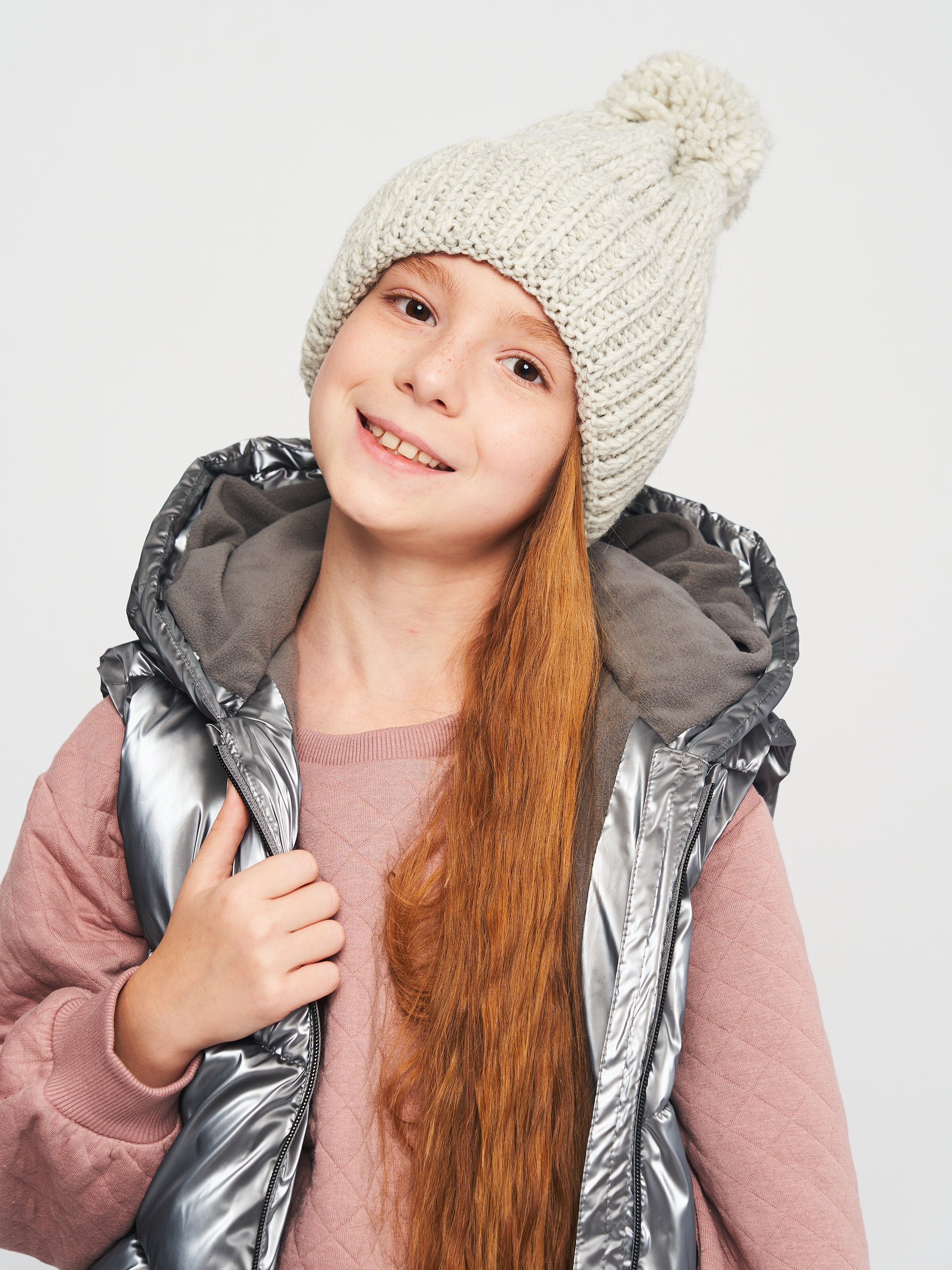 Акция на Дитяча зимова шапка-біні в'язана з помпоном для дівчинки Coccodrillo Accessories Winter Girl ZC2364312AWG-019 50 см Сіра от Rozetka