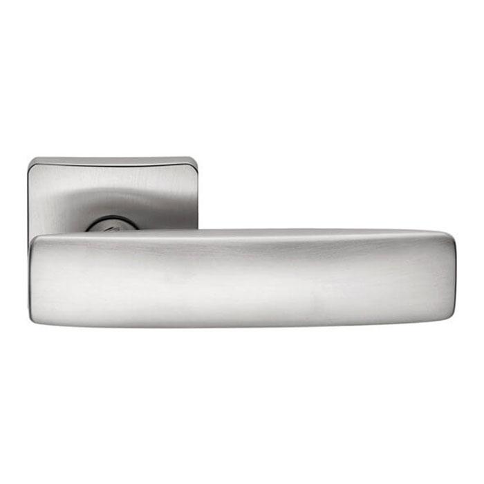 

Ручка на розетке Colombo Bold PT 11 21003 матовый хром