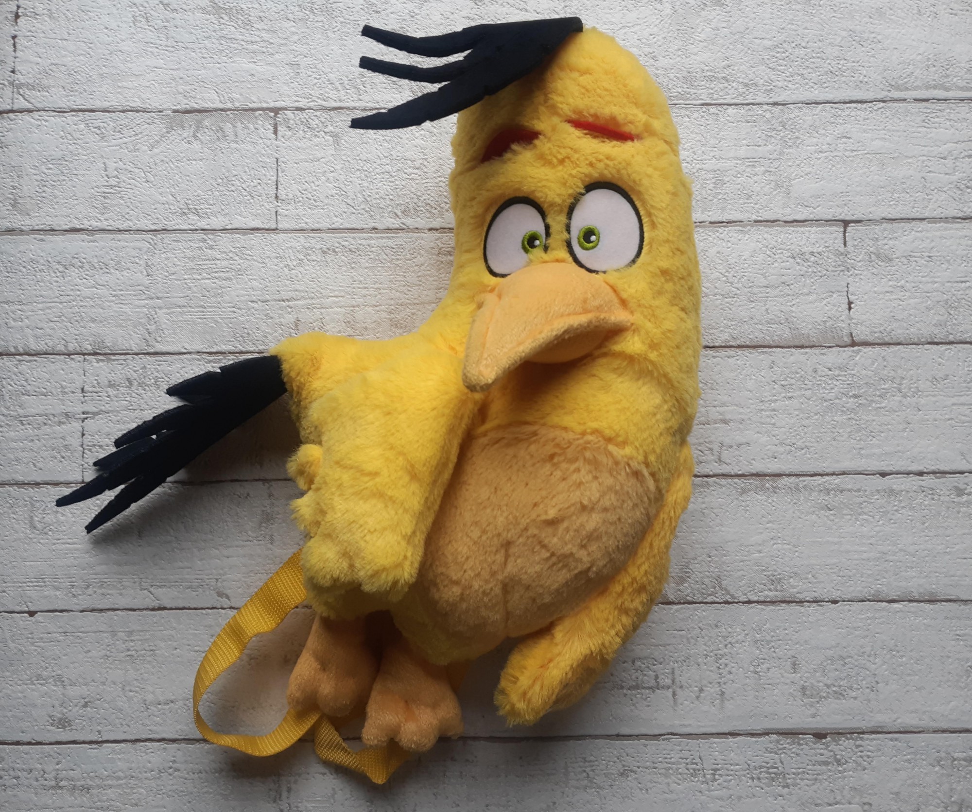 

Рюкзак плюшевый Premium Toys Angry Birds Чак PT1512130