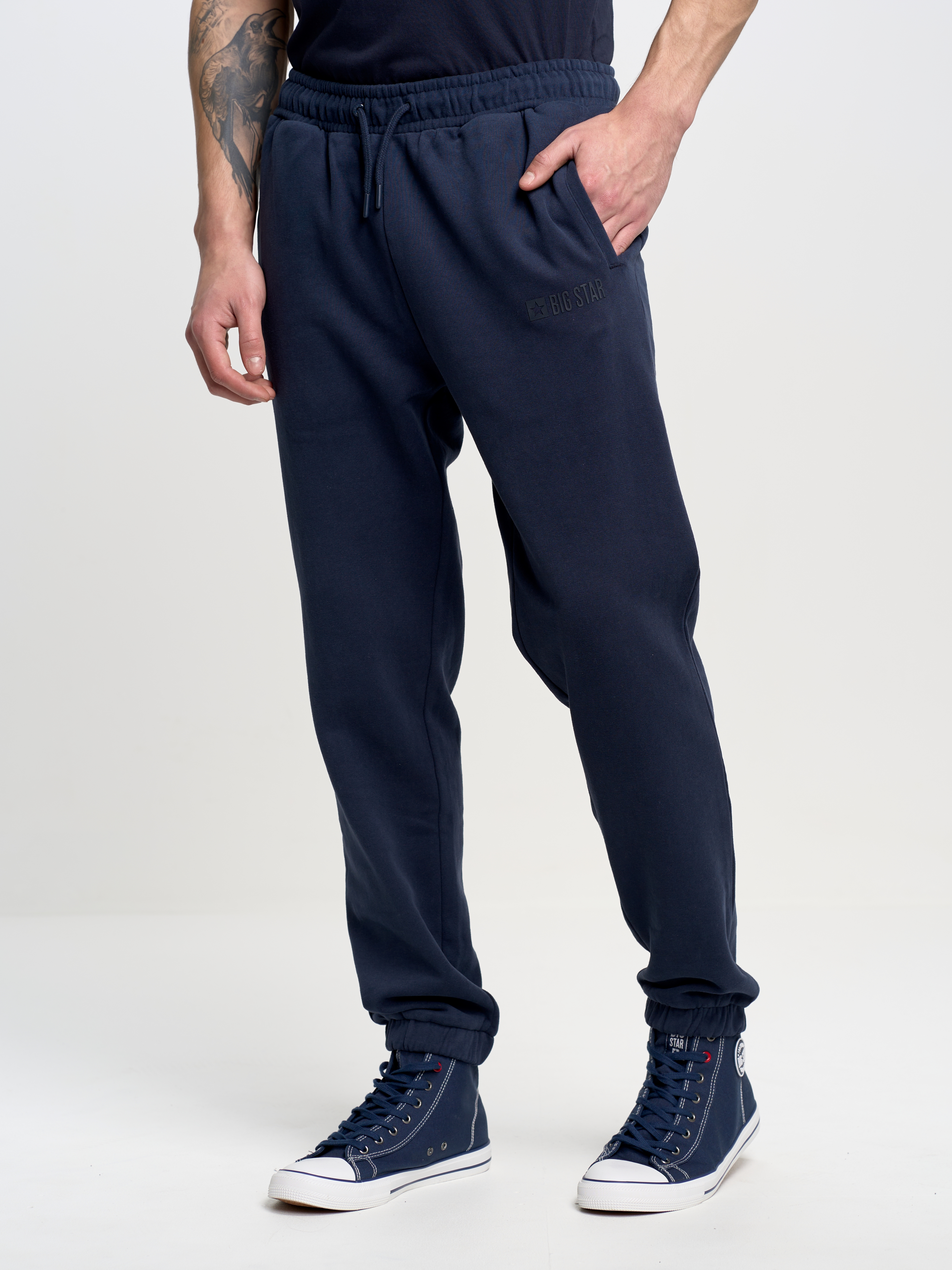 Акція на Спортивні штани Big Star Trousers 190021 XL Темно-синій від Rozetka