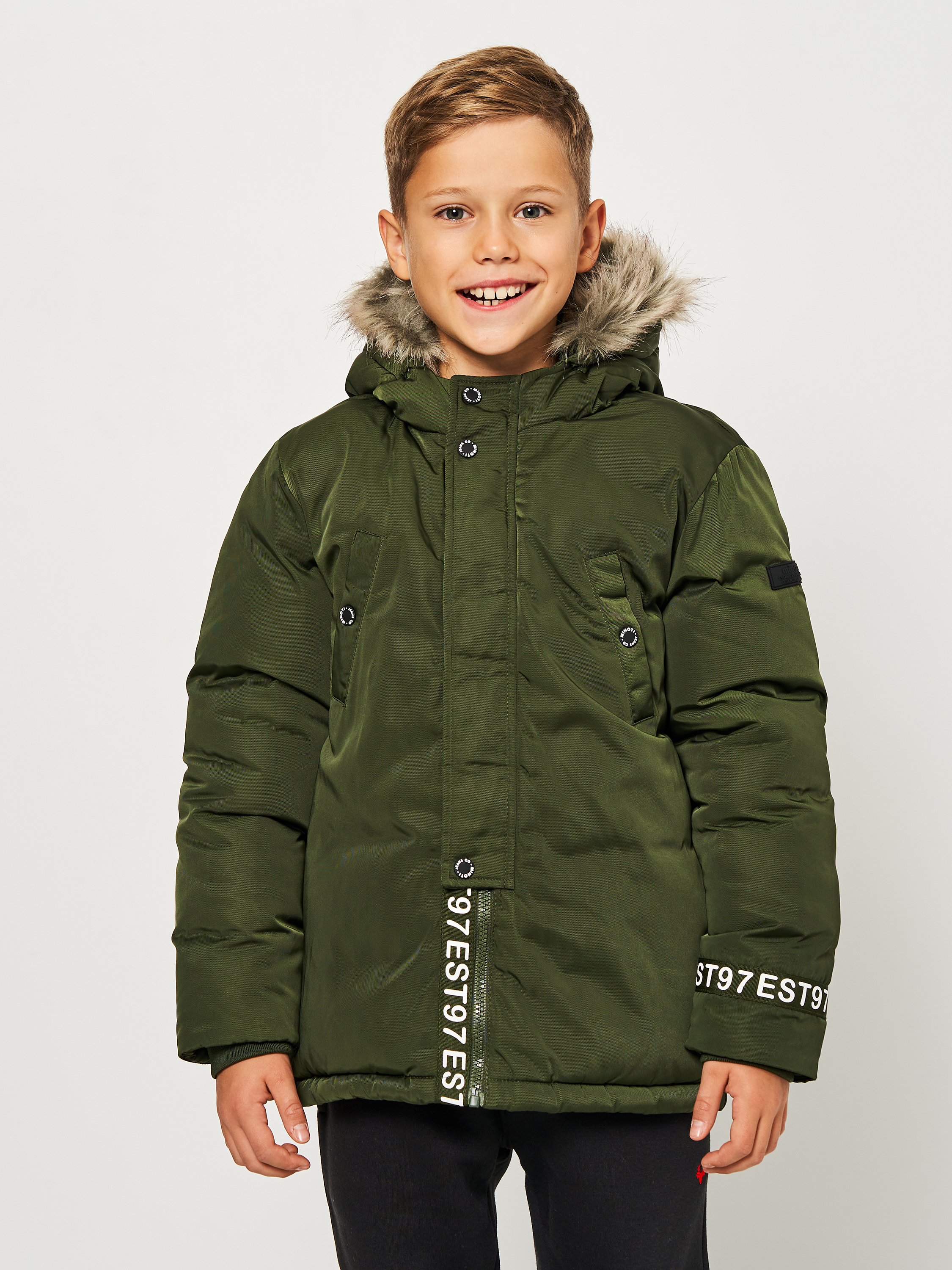 Акція на Дитяча зимова довга куртка для хлопчика Minoti 15coat 48 39618JNR 116-122 см Хакі від Rozetka