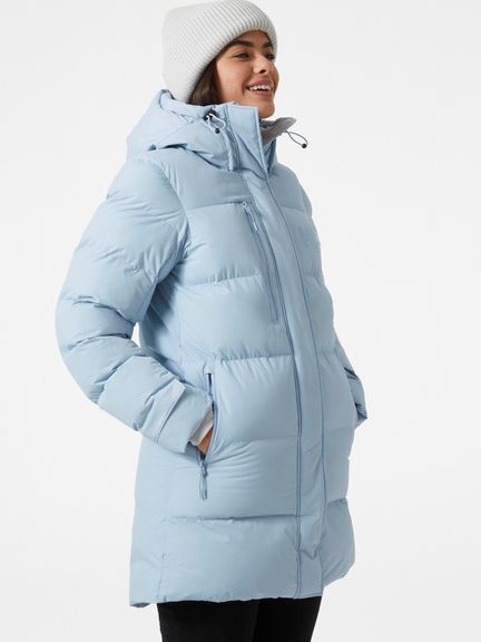 Акція на Куртка зимова жіноча Helly Hansen W Adore Puffy Parka 53205-582 XS Блакитна від Rozetka