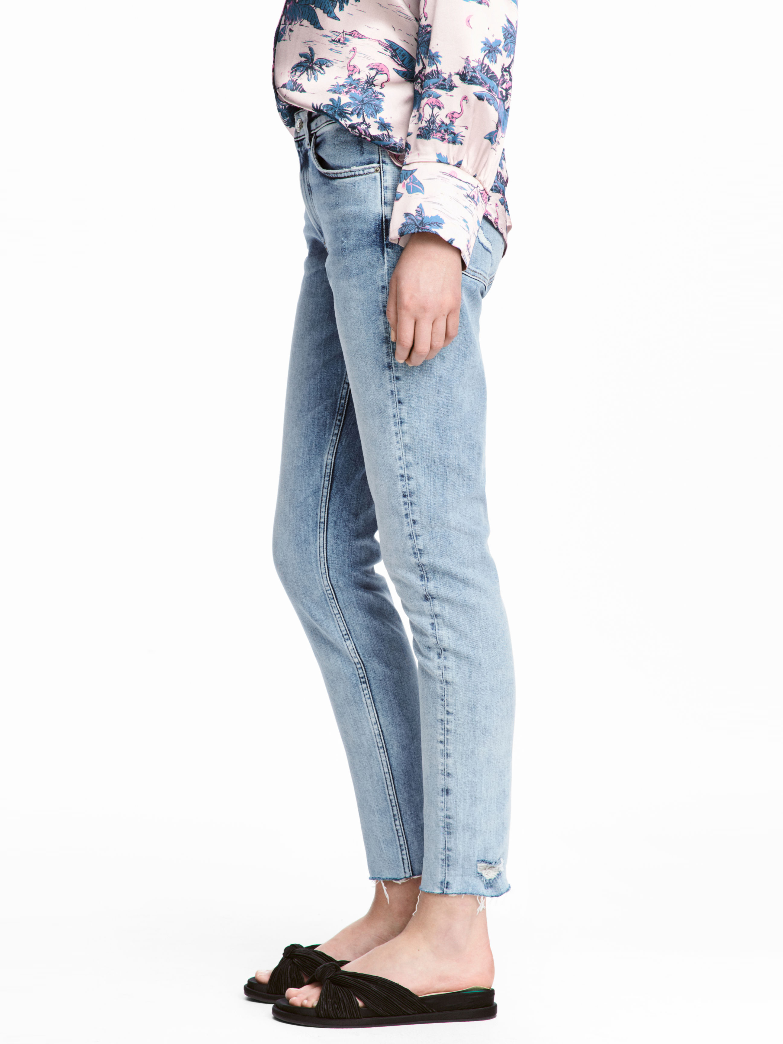

Джинсы H&M 4972336 28 Светло-голубые