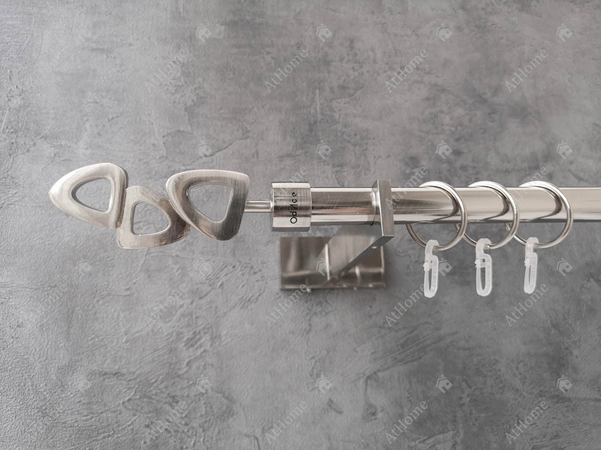 

Карниз Quadrum Лилет 240 см одинарный Slim Сталь 19 мм гладкая (кольца с крючками)