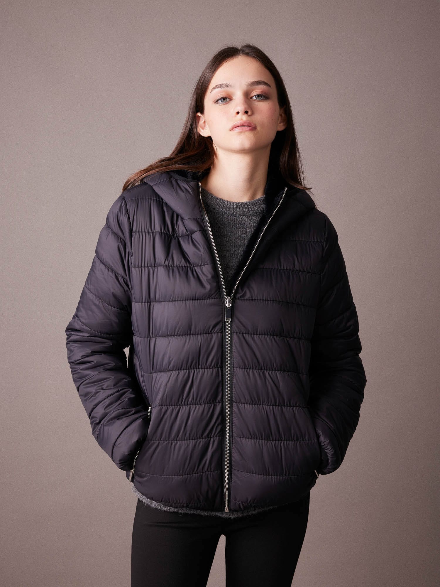Акція на Куртка зимова коротка жіноча DeFacto A0581AX-BK27 L Black від Rozetka