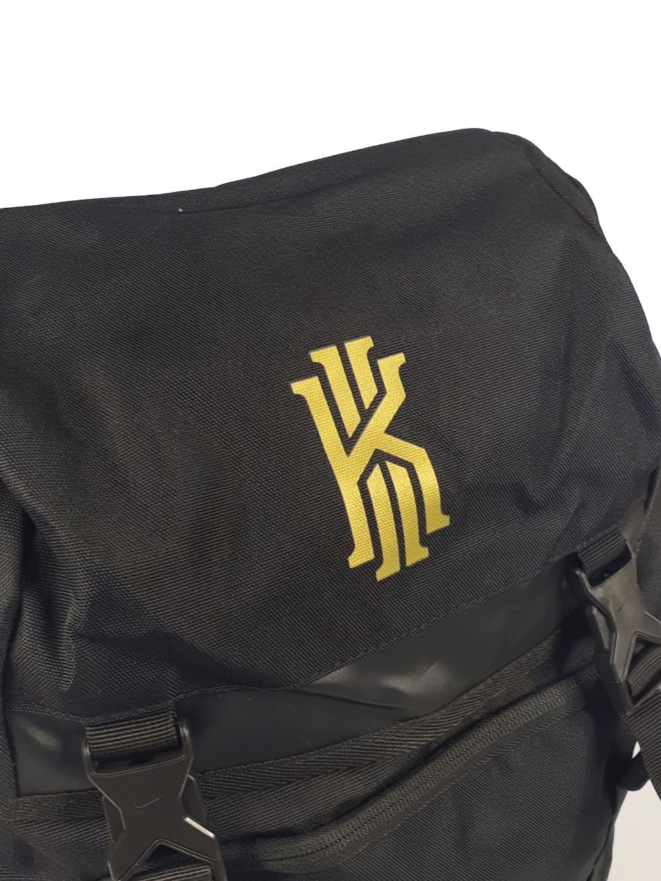 Kyrie 2024 backpack black