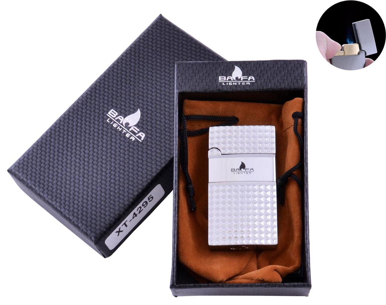 

Зажигалка в подарочной коробке Less (Турбо пламя) Silver