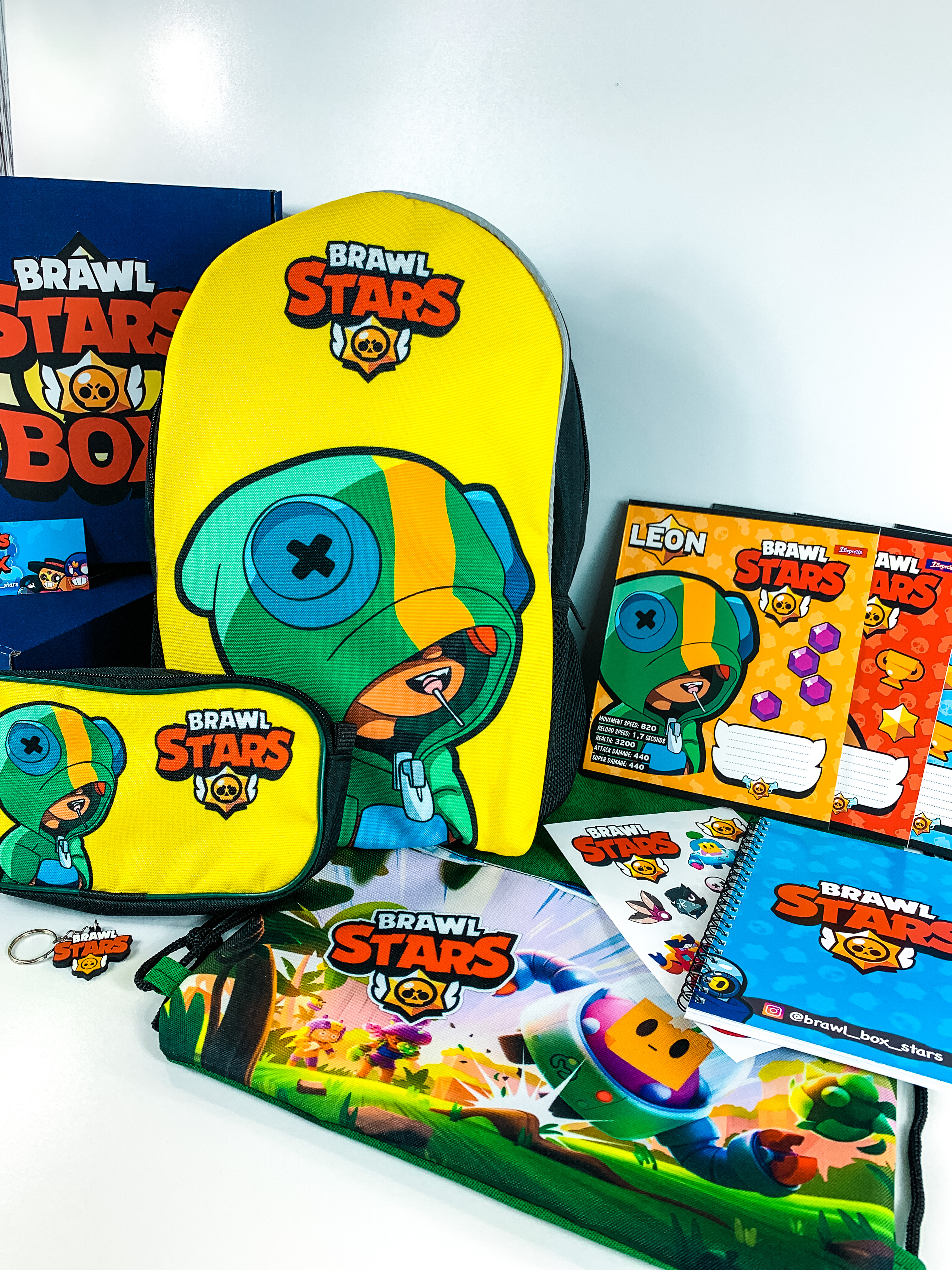 

Подарочный набор Marki On Brawl Stars Box "Мега Ящик School box" Желтый Леон 049