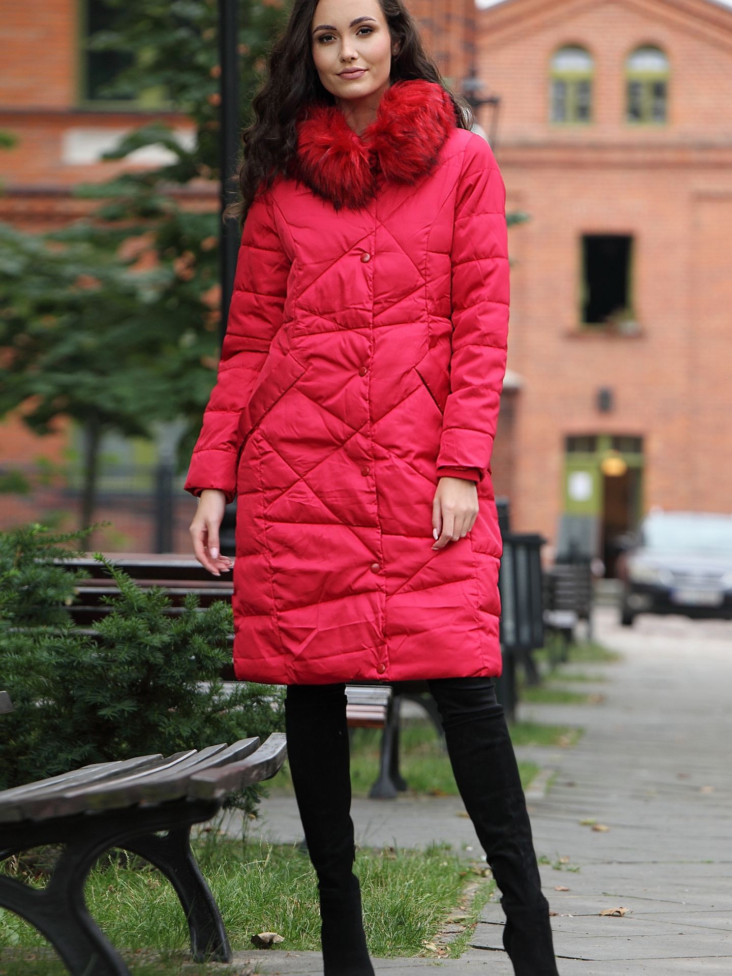 Акція на Куртка жіноча PERSO BLH818025F 2XL Червона від Rozetka