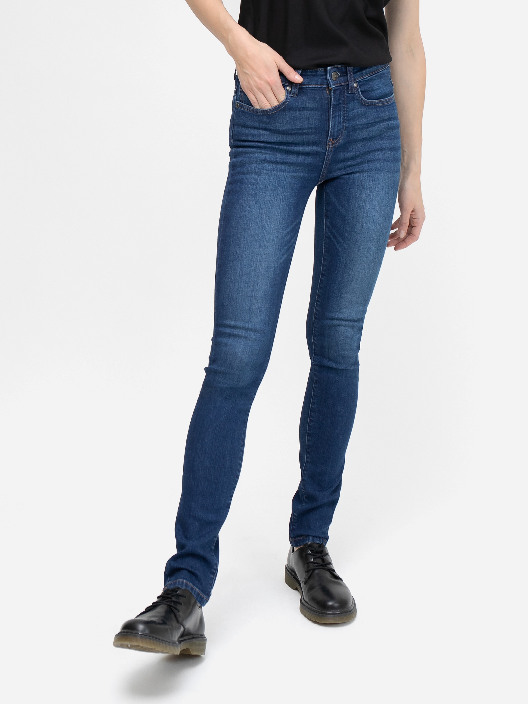 Акція на Джинси Slim fit жіночі Big Star 115015 Medium Jeans-399 W27L32 Сині від Rozetka