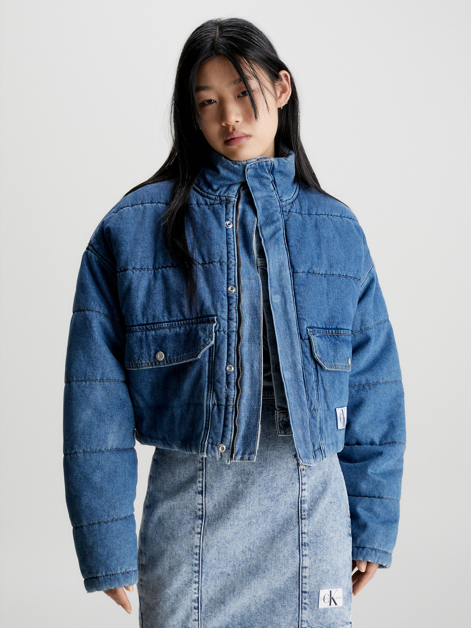 Акція на Куртка жіноча Calvin Klein J20J221256-1A4-1A4 S Синя від Rozetka