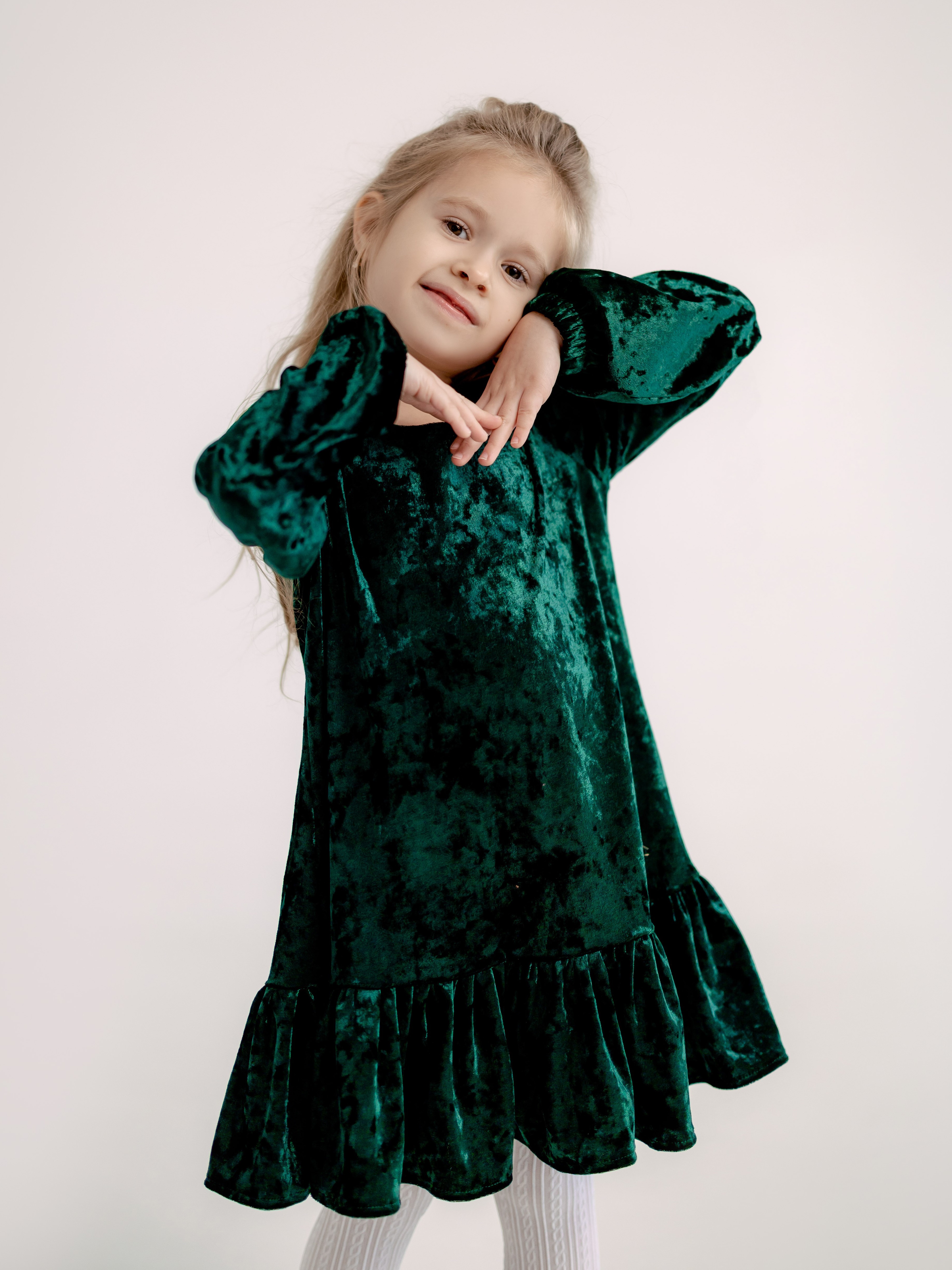Акція на Дитяча святкова сукня для дівчинки Ласточка 23_1070 116 см Зелена від Rozetka
