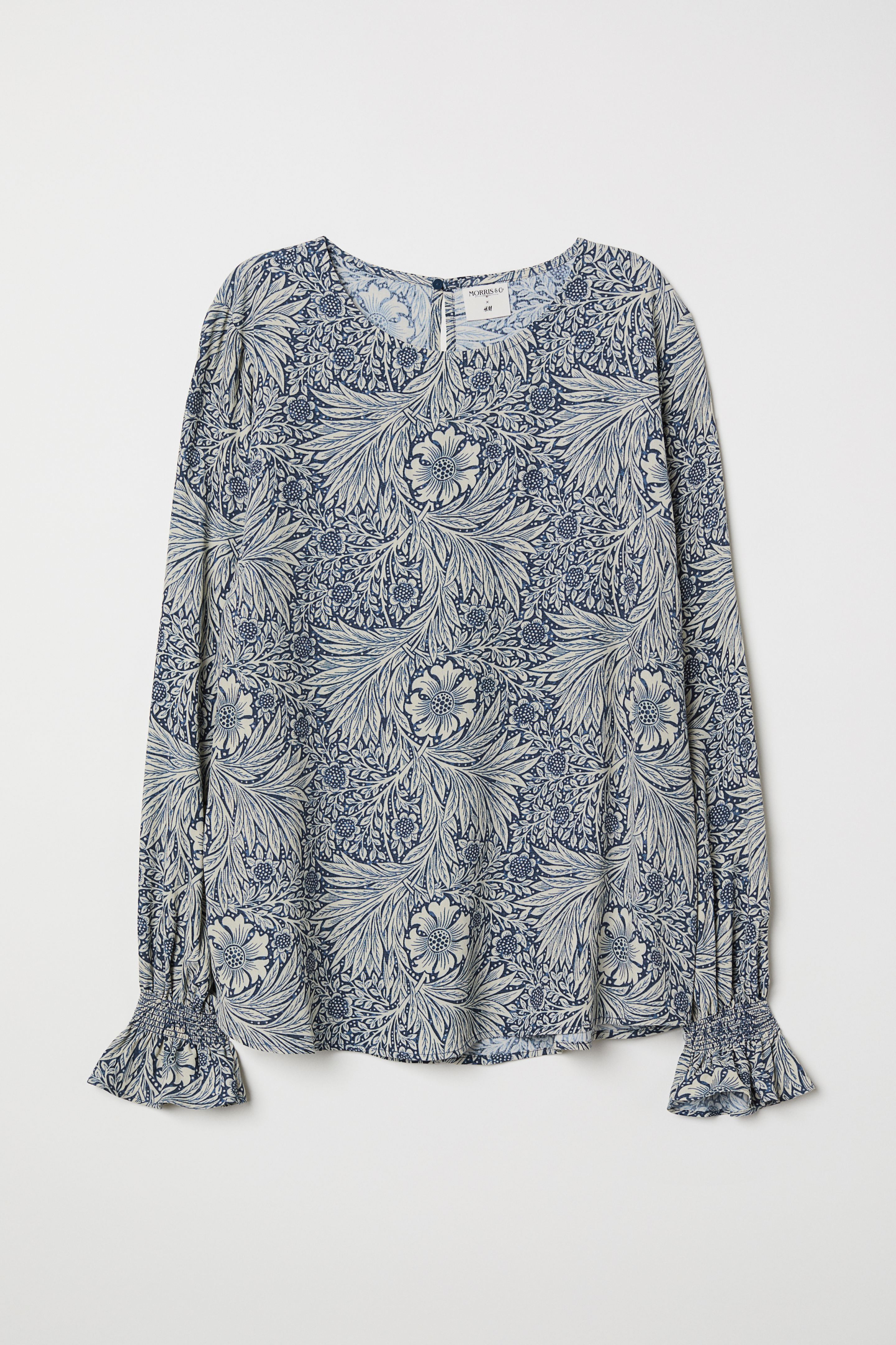 

Блуза H&M 34 синий цветы 7001258