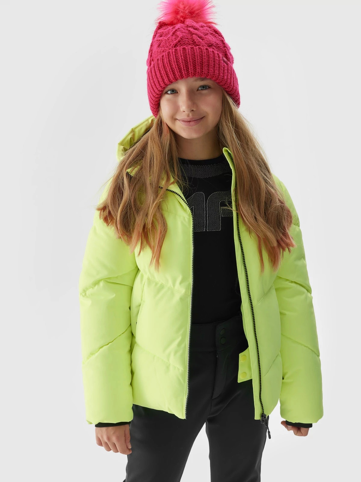 Акція на Підліткова зимова куртка для дівчинки 4F 4FJAW23TTJAF293-72N 140 см від Rozetka