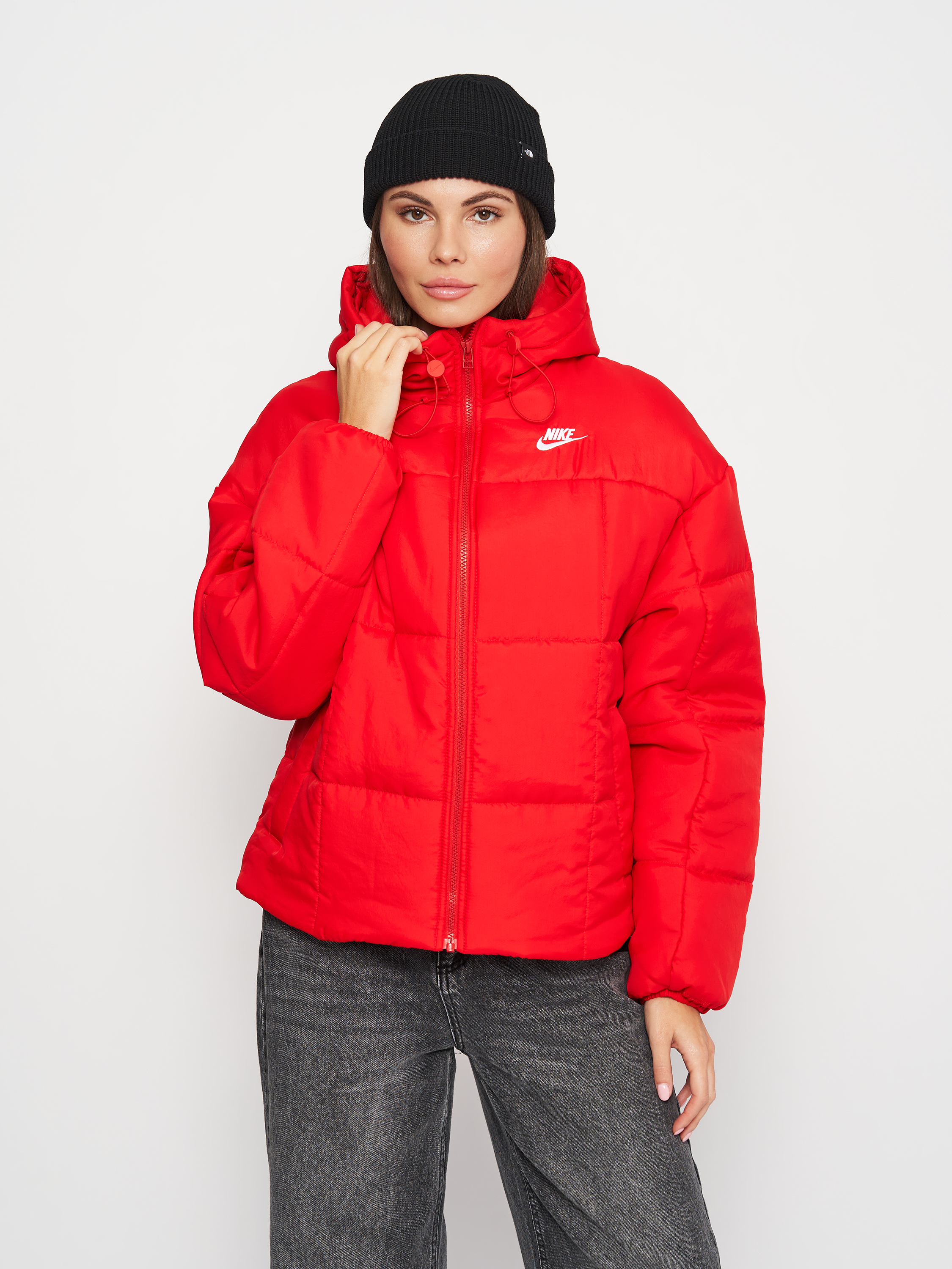 Акція на Куртка зимова жіноча Nike W Nsw Esstl Thrmr Clsc Puffer FB7672-677 XS Червона від Rozetka