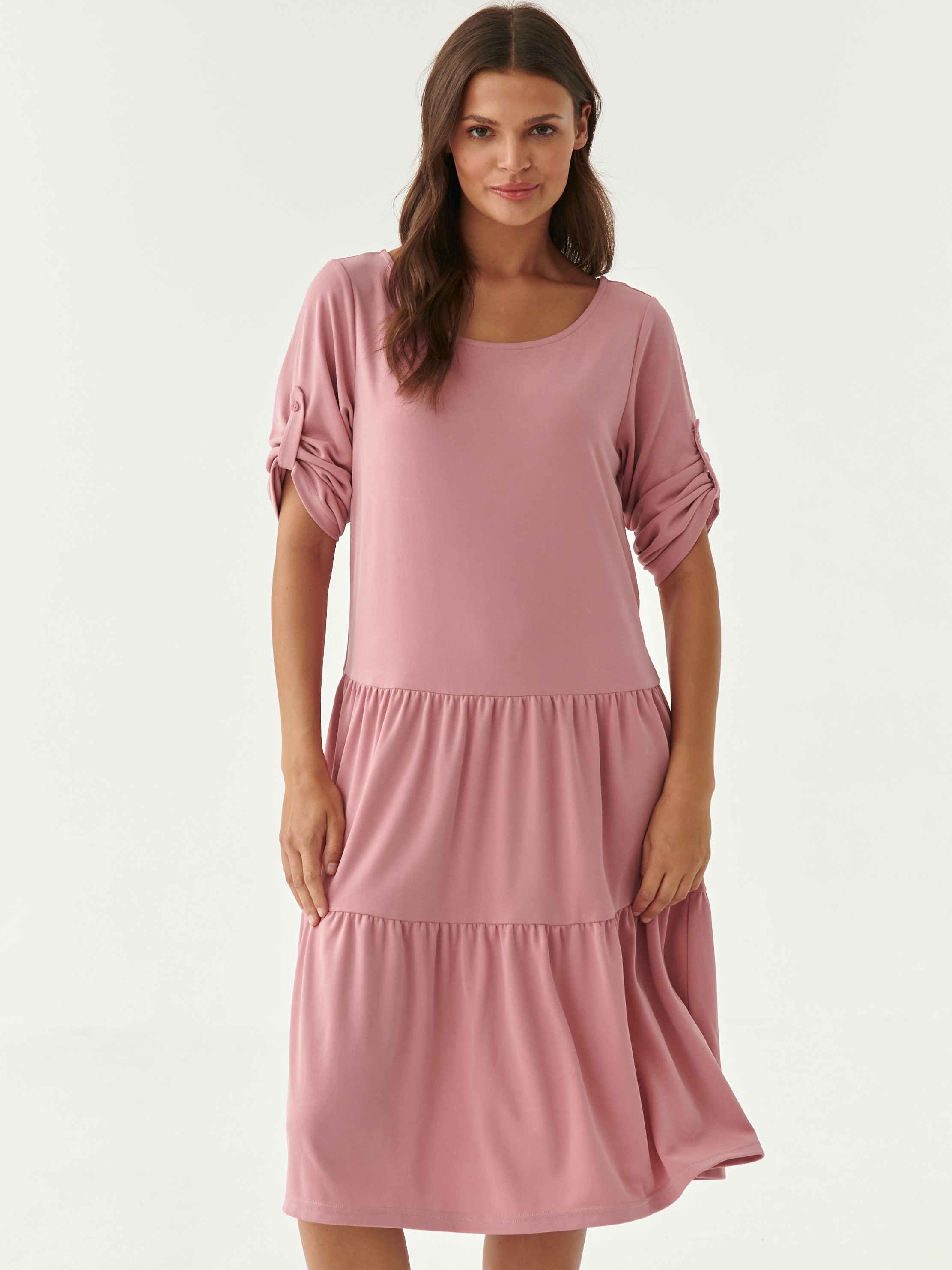 Акция на Плаття-футболка міді літнє жіноче Tatuum Riksona 1 T2218.208 XS Рожеве от Rozetka