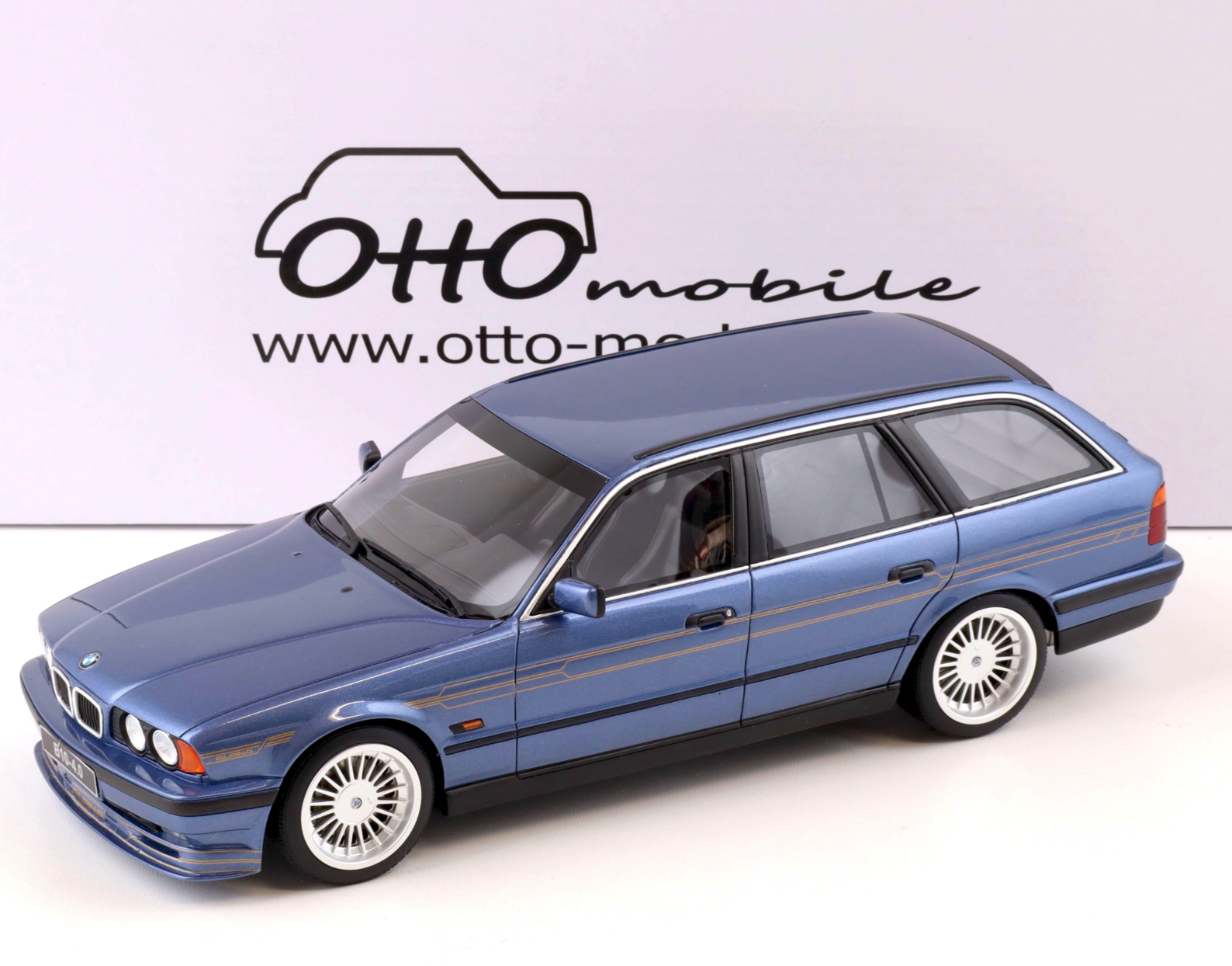 Модель автомобіля BMW Alpina B10 (E34) 4.0 Touring Blue Metallic by  OttoMobile, Scale 1:18 – фото, отзывы, характеристики в интернет-магазине  ROZETKA от продавца: Moby-teile | Купить в Украине: Киеве, Харькове,  Днепре, Одессе,