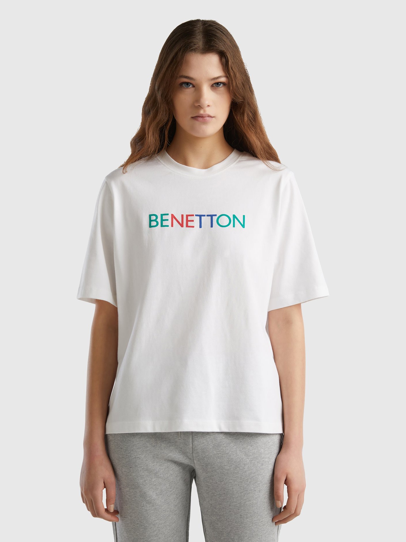 Акція на Футболка бавовняна жіноча United Colors of Benetton 3BL0D1064-901 L від Rozetka