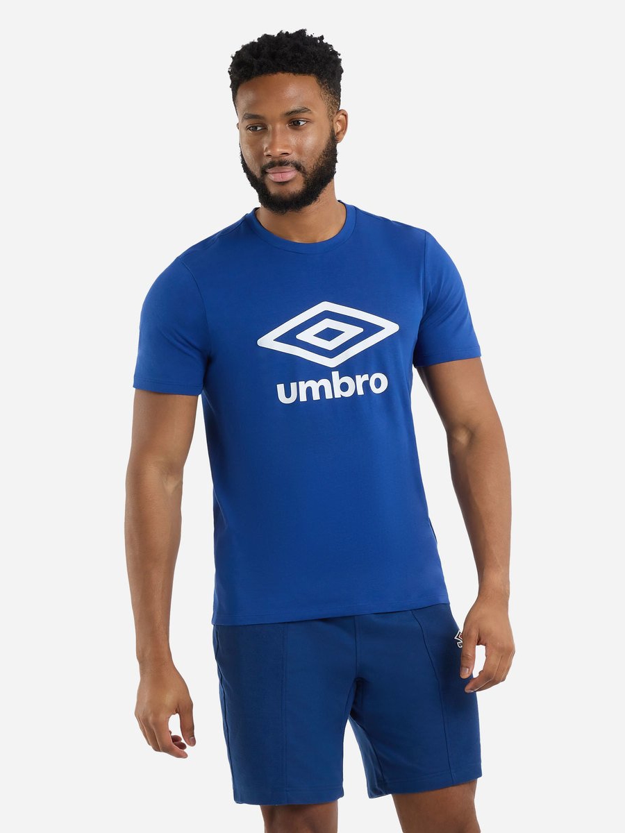 Акція на Футболка бавовняна чоловіча Umbro Large Logo Tee 66413U-2QX L Темно-синя від Rozetka