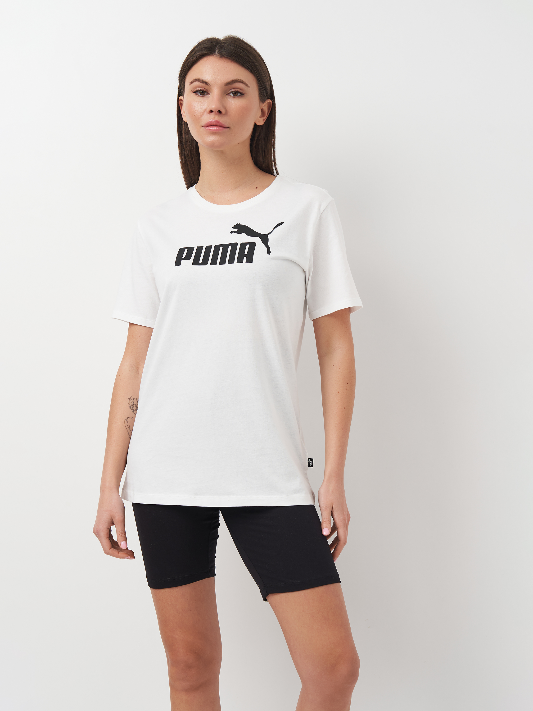 Акція на Футболка бавовняна жіноча Puma Ess Logo Boyfriend Tee 58686802 M Біла від Rozetka
