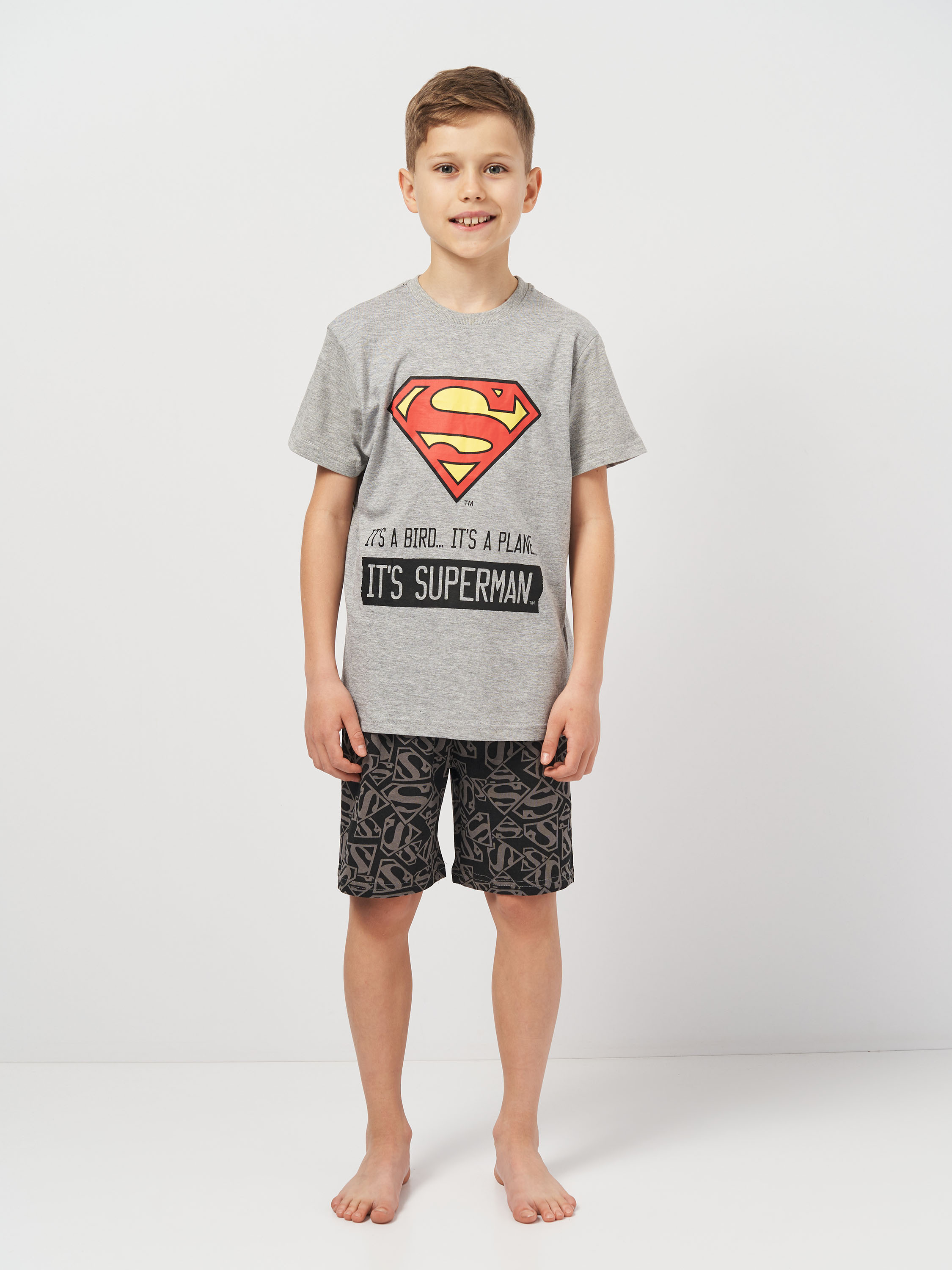 Акція на Дитяча літня піжама для хлопчика Disney Super Man SUP-52-04-271 128-134 см Сірий/Чорний від Rozetka
