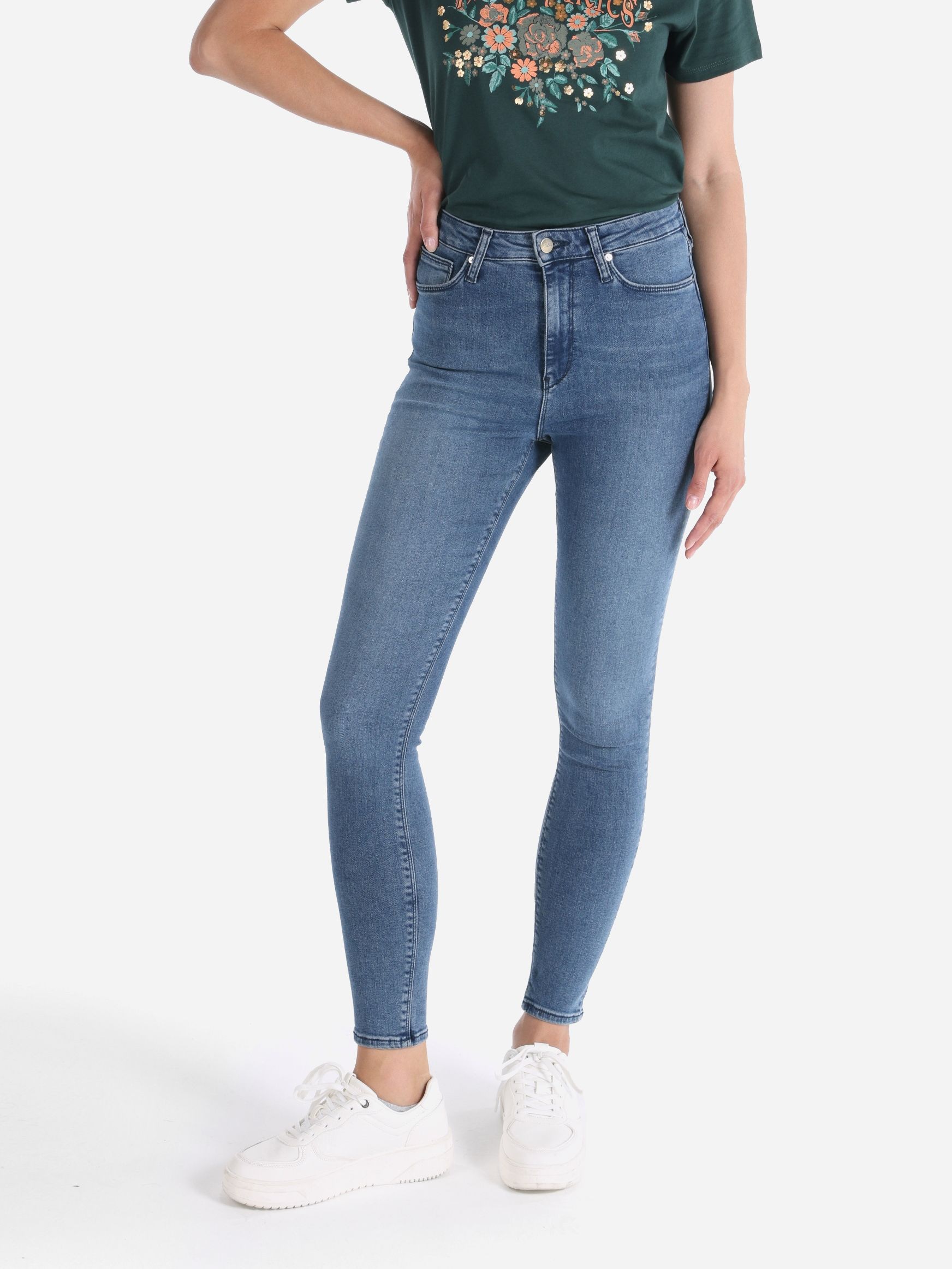 Акція на Джинси Skinny жіночі Colin's 760 Diana CL1065336-DN42852 30-32 Блакитні від Rozetka