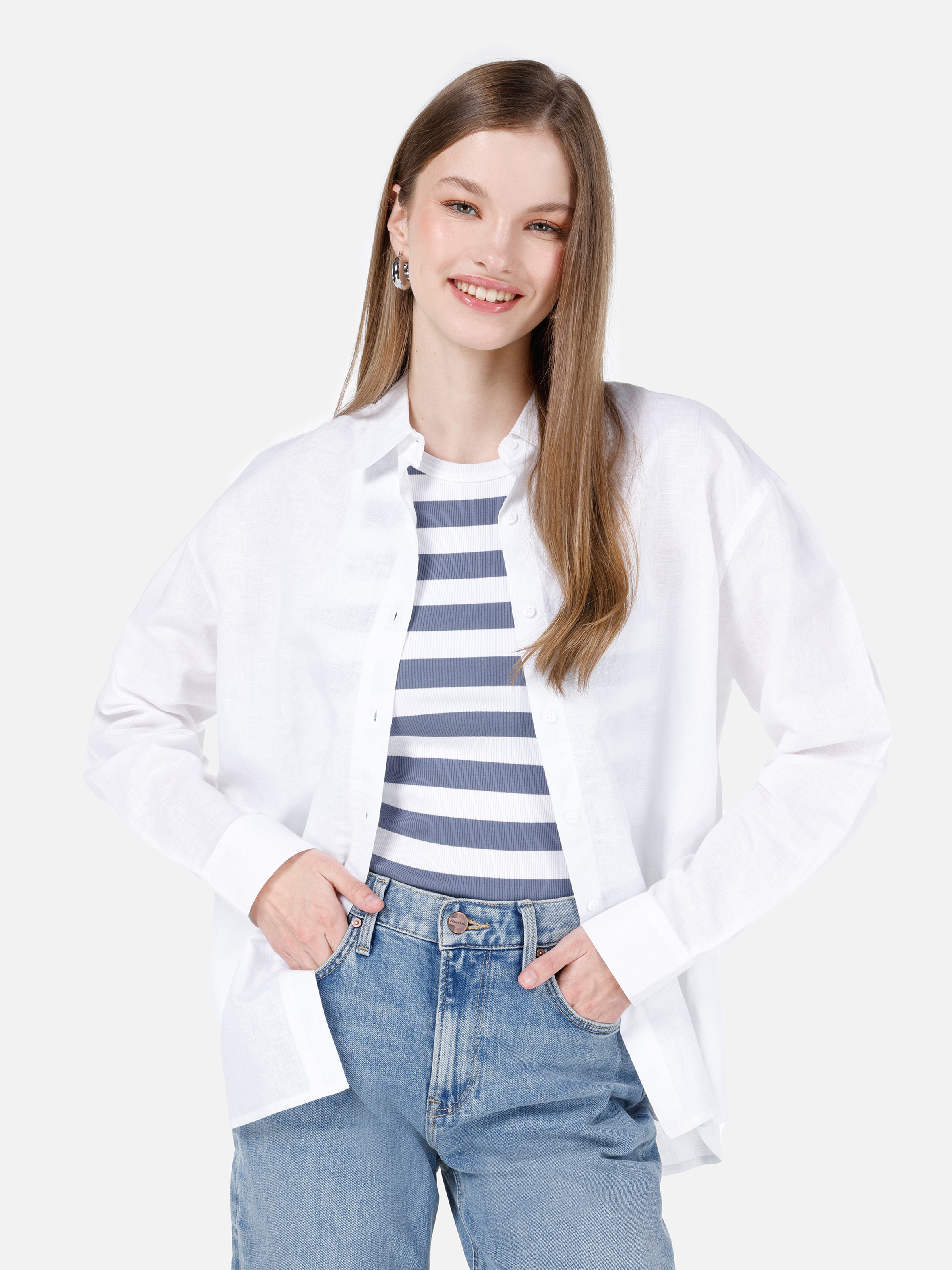 Сорочка оверсайз жіноча Colin's CL1068538-WHT L Біла від Rozetka на платформі USKIDKA Акція на Сорочка оверсайз жіноча Colin's CL1068538-WHT L Біла від Rozetka