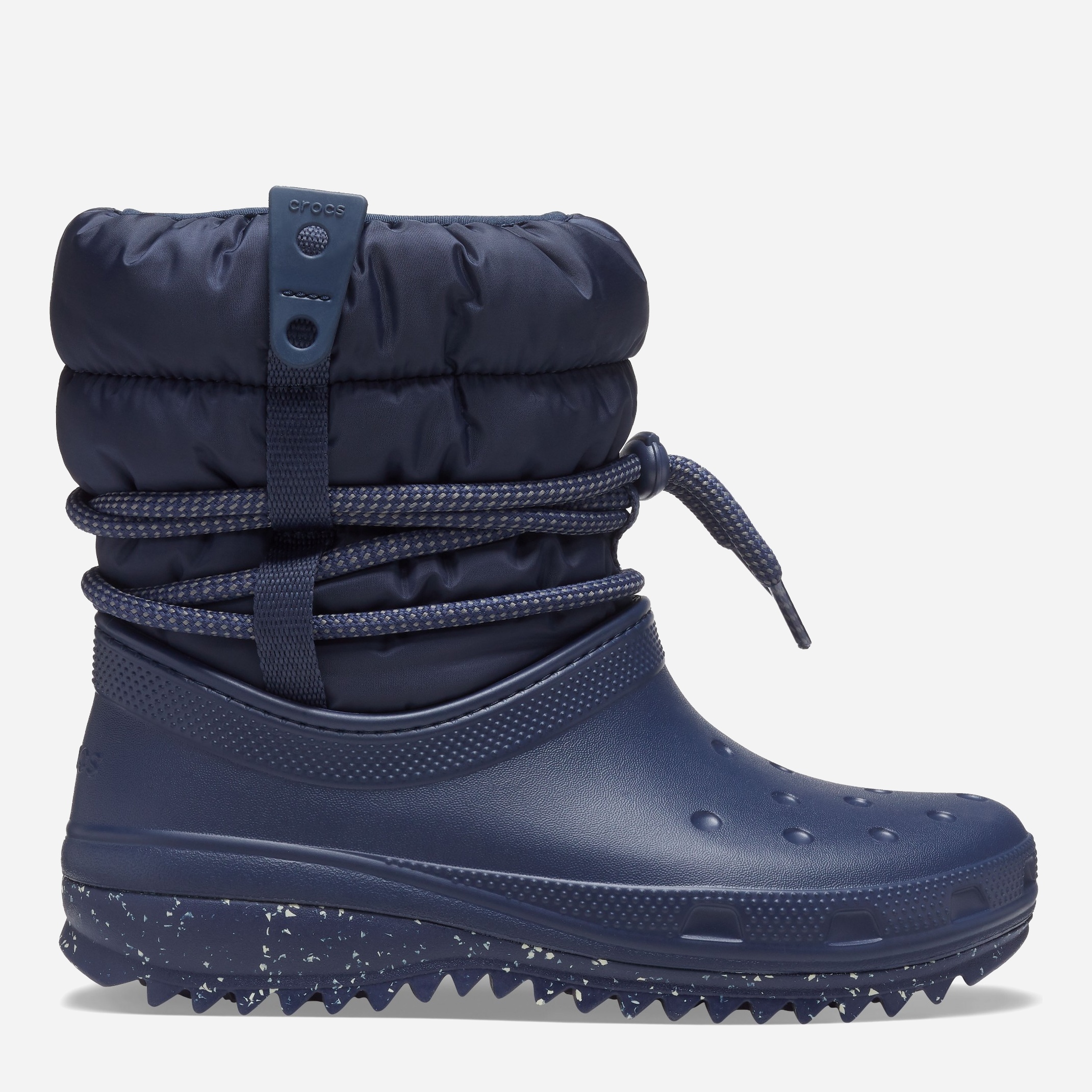 Акція на Жіночі зимові чоботи Crocs Classic Neo Puff Luxe Boot 207312-410 37-38 (W7) 23 см Navy від Rozetka