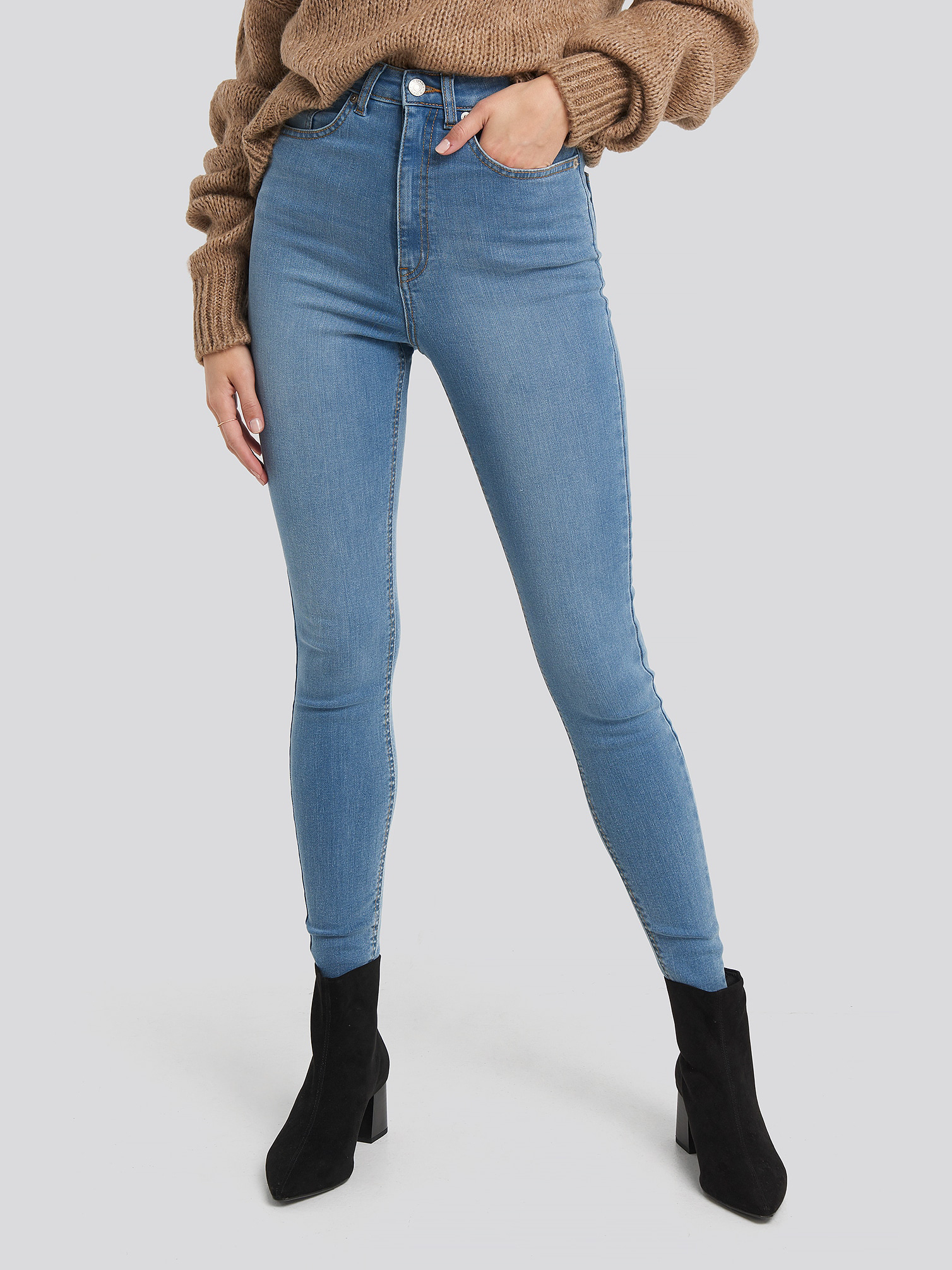 Акція на Джинси Skinny жіночі NA-KD 1100-002001-0047 38 Сині від Rozetka