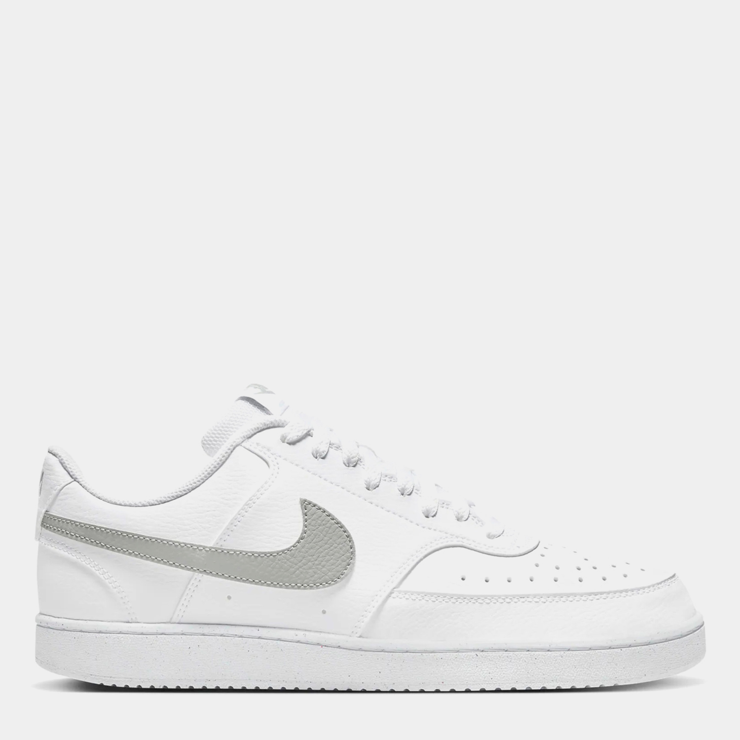 Акція на Чоловічі кеди низькі Nike Court Vision Low Nn DH2987-112 41 (8US) 26 см White/Lt Smoke Grey-White від Rozetka