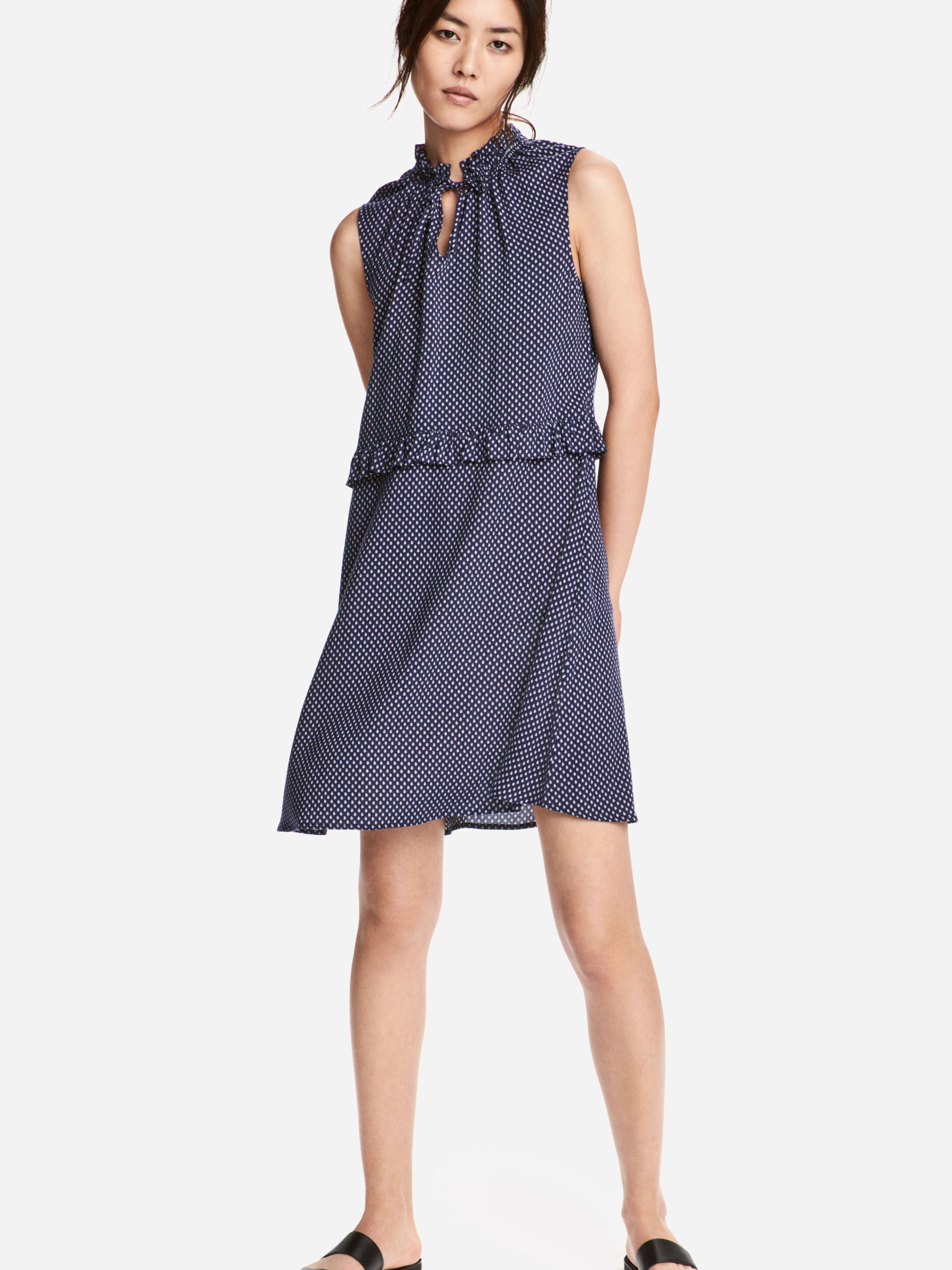 

Платье H&M 0509072-5 44 Синее