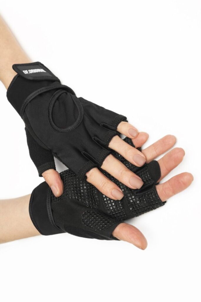

Женские перчатки для фитнеса Designed for Fitness DF Black M черные