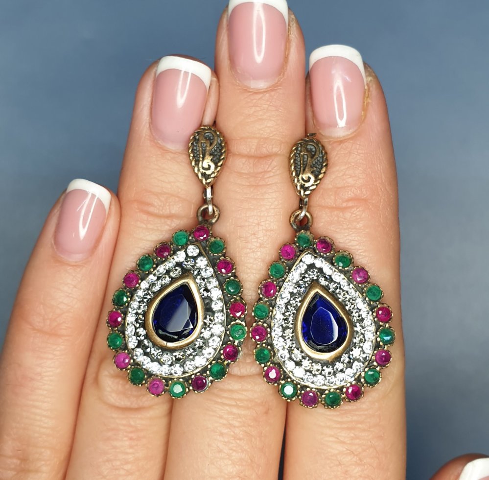 

Сережки серебряные с рубином, сапфиром и изумрудом 15,55 г