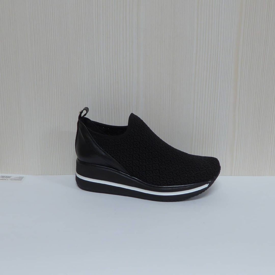 

Кросівки Kelton 37 Чорні 23084