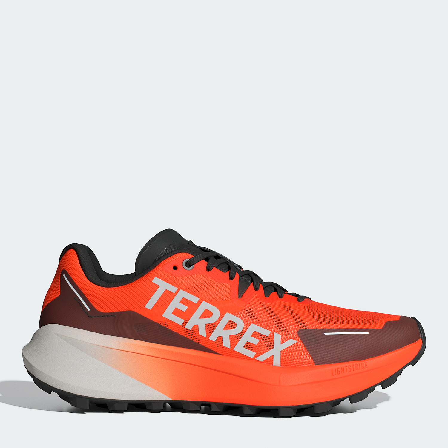 Акція на Чоловічі кросівки для бігу Adidas Terrex Agravic 3 IG8841 44.5 (10UK) 28.5 см Terrex Agravic 3 Seimor/Greone/Cblack від Rozetka