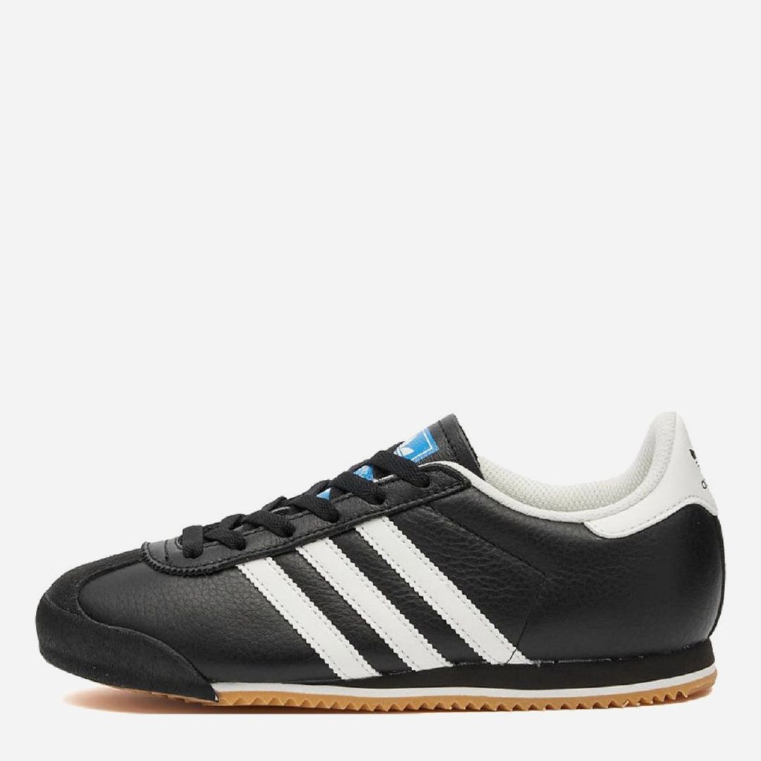 Акція на Чоловічі кросівки Adidas K 74 IG8951 41.5 (7.5UK) 26 см Cblack/Cwhite/Gum3 від Rozetka