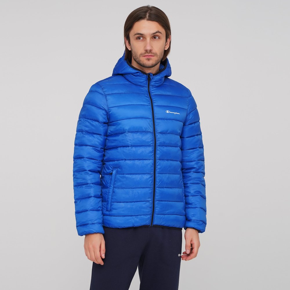 

Мужская куртка Champion Hooded Jacket Синий 44 (cha214869-BBE/ALLOVER)