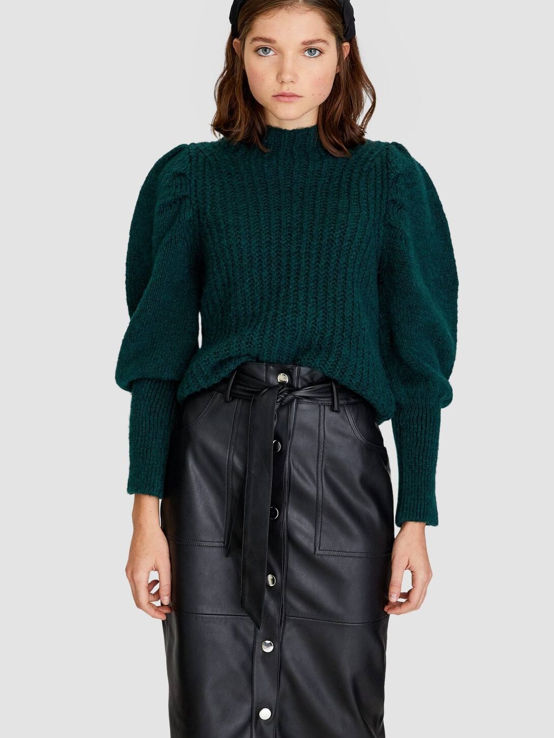 

Юбка Stradivarius 04652203001 32 Черная