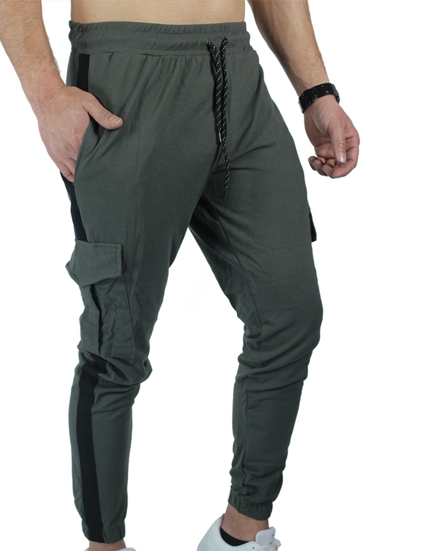 

Спортивные штаны Fiyasko Fashion с накладными карманами S хаки (3392)