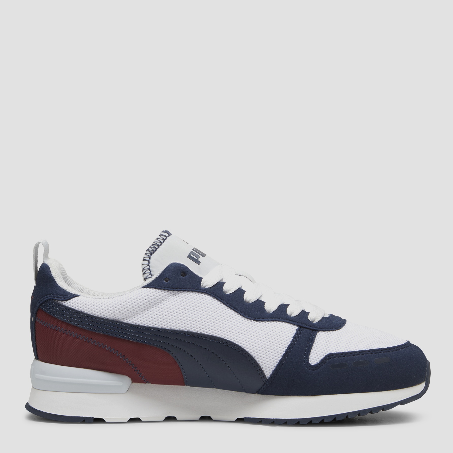 Акція на Чоловічі кросівки Puma R78 39391013 40.5 (7UK) 26 см Intense Red-Club Navy-Puma White від Rozetka