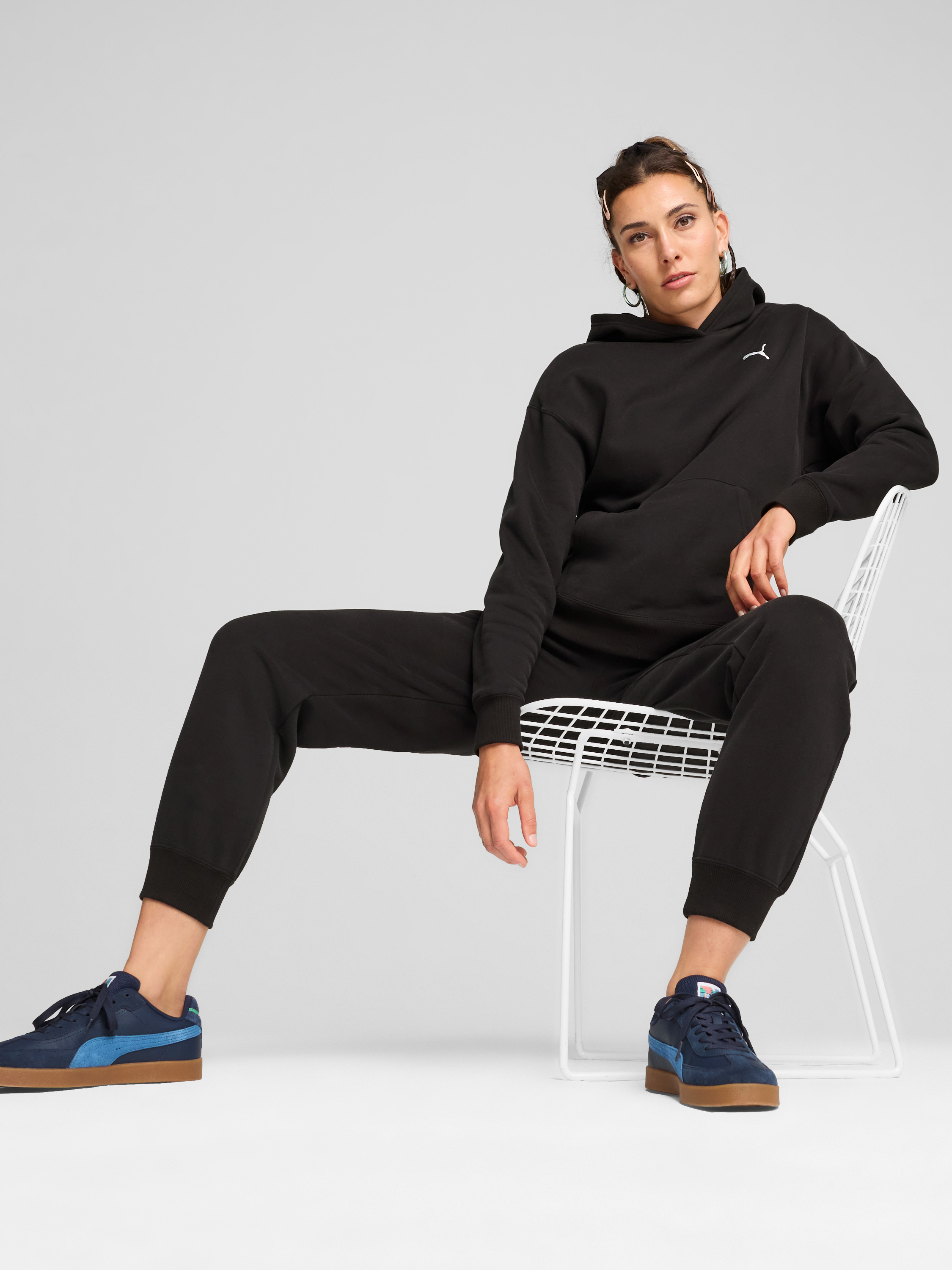 Акція на Спортивний костюм жіночий Puma Loungewear Tracksuit 68309101 S Чорний від Rozetka